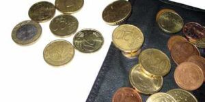 Klage gegen Lohndumping