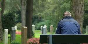 Mehr Sozialbestattungen: zu arm für den Tod