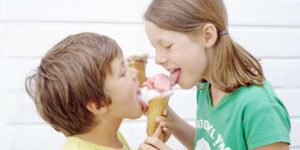 3 Eiskugeln teurer als der Hartz IV-Kindertagessatz
