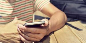 Hartz IV: Jobcenter laden zu Telefonterminen ein