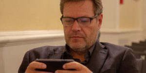 Grünen-Chef zeigt übles Menschenbild über Hartz IV-Bezieher