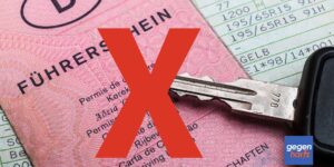 Rentner aufgepasst: Führerscheine und Personalausweise werden in physisch bald abgeschafft