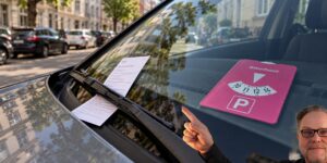 Rentner aufgepasst: Mit dieser Parkscheibe droht trotz richtiger Uhrzeit ein Strafzettel