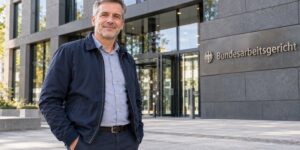 Arbeitnehmer erstreitet fast 2.750 Euro Inflationsprämie: Arbeitgeber muss jetzt zahlen