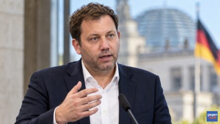 Beitragsbild von: Vizekanzler Klingbeil: Beamte und Selbstständige sollen in die Rente einzahlen