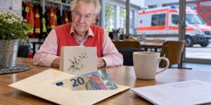 Rentner gibt 20 Euro für die Kaffeetasse - danach klagt ihn die Staatsanwaltschaft an